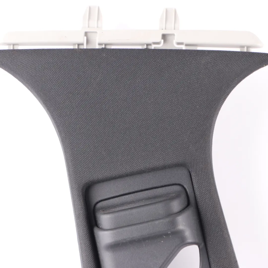 Embellecedor Interior Pilar B Superior Izquierdo Tapa para Mercedes W205 con número de pieza A2056905307 Mercedes W205 Embellecedor Interior Pilar B Superior Izquierdo Tapa - SKU A2056905307 - Número de pieza A2056905307