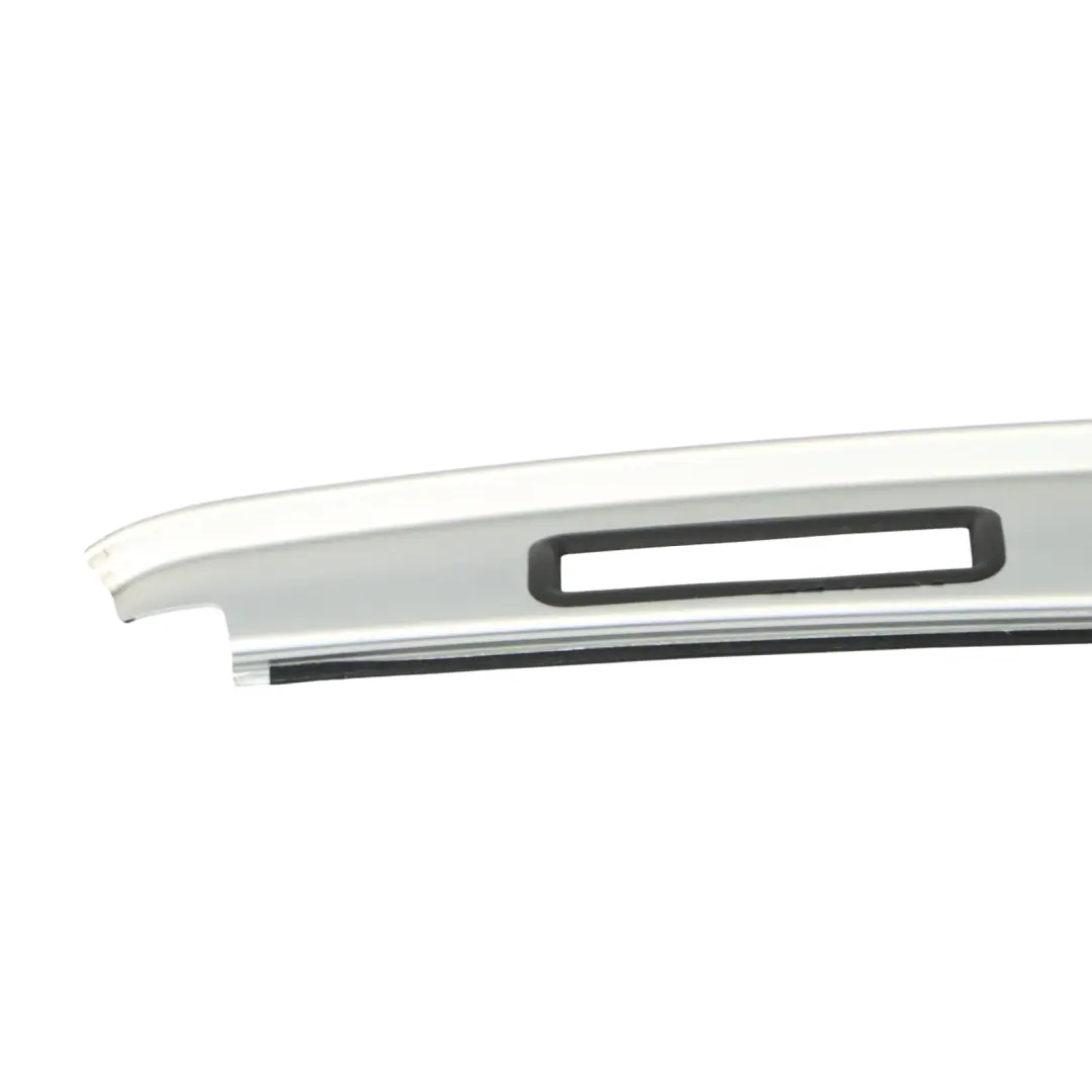 Mercedes A205 W238 Dachrahmen Luftabweiser obere Frontverkleidung - SKU A2056905802-1 - Teilenummer A2056905802