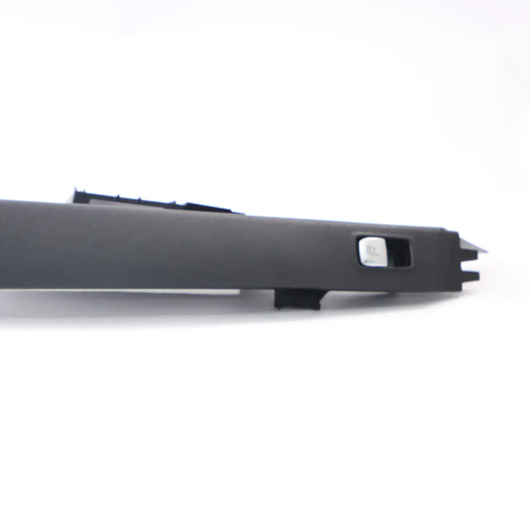Mercedes S204 Embellecedor Asiento Trasero Izquierdo Embellecedor - SKU A2056906725 - Número de pieza A2056906725
