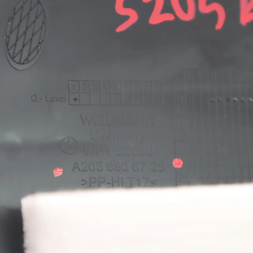 Innenverkleidung Abdeckung Mercedes S204 hinten links Sitz für mit Teilenummer A2056906725 Innenverkleidung Abdeckung Mercedes S204 hinten links Sitz - SKU A2056906725 - Teilenummer A2056906725