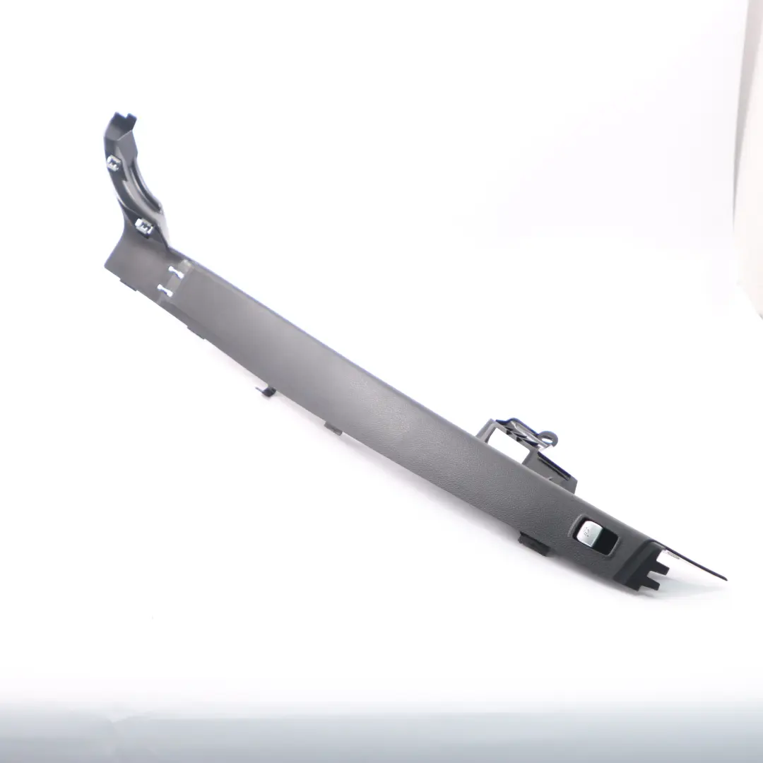 Embellecedor Asiento Trasero Izquierdo Embellecedor para Mercedes S204 con número de pieza A2056906725 Mercedes S204 Embellecedor Asiento Trasero Izquierdo Embellecedor - SKU A2056906725 - Número de pieza A2056906725