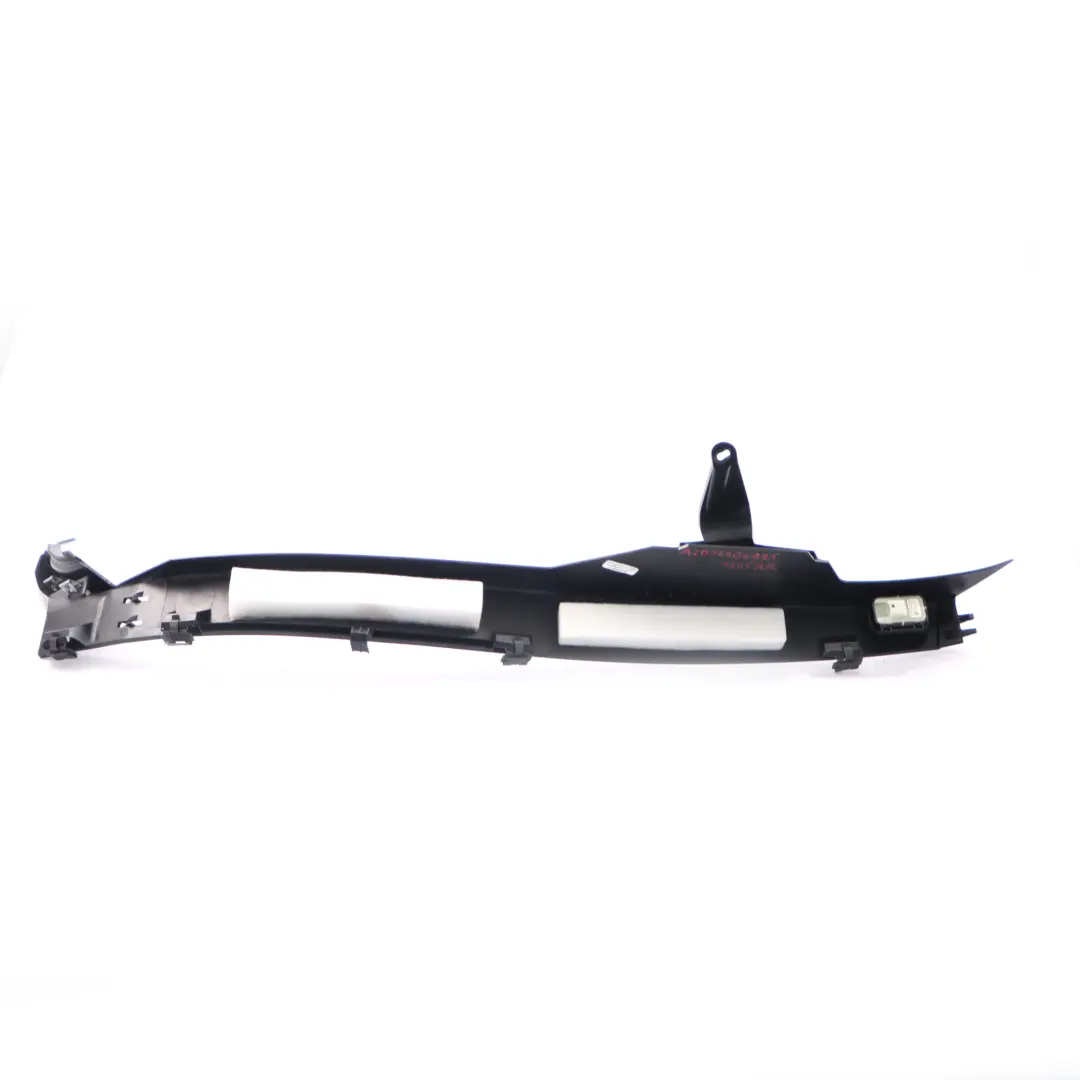 Mercedes S204 Embellecedor Asiento Trasero Derecho Embellecedor - SKU A2056906825 - Número de pieza A2056906825