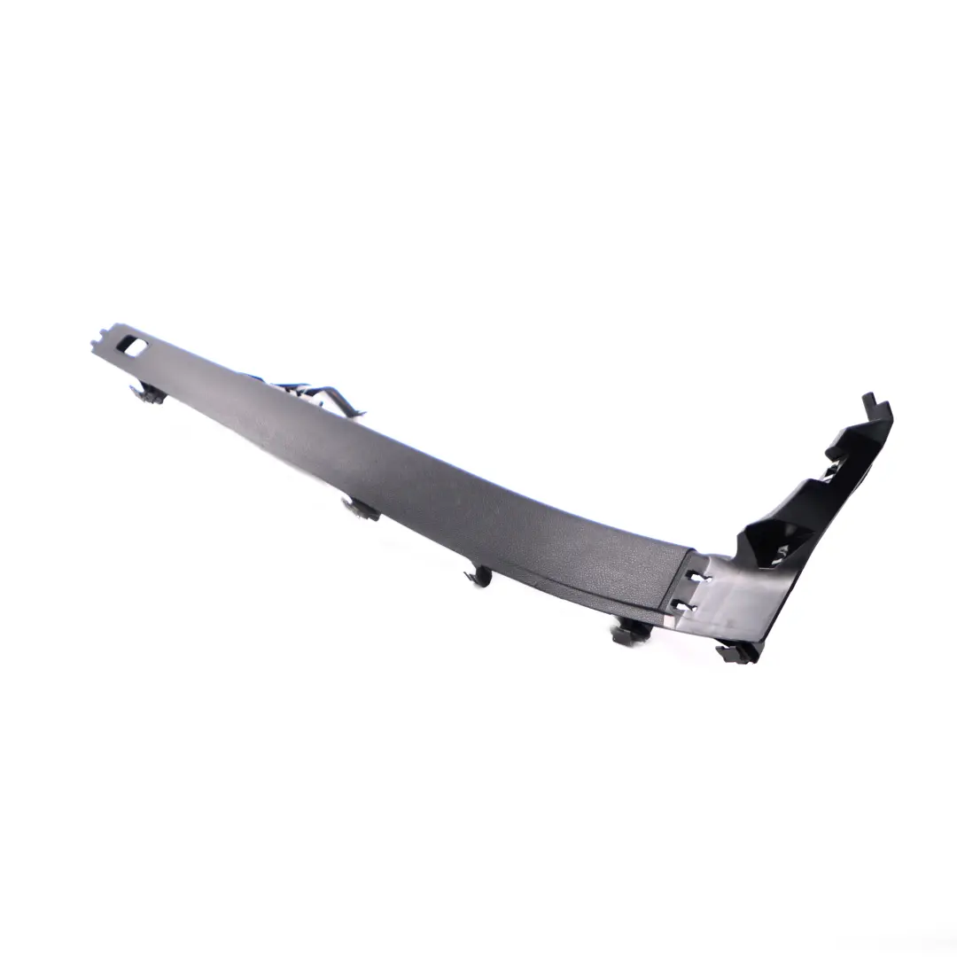 Habillage intérieur Mercedes S204 Garniture passage arrière droite pour à propos du numéro de pièce A2056906825 Habillage intérieur Mercedes S204 Garniture passage arrière droite - SKU A2056906825 - Numéro de pièce A2056906825