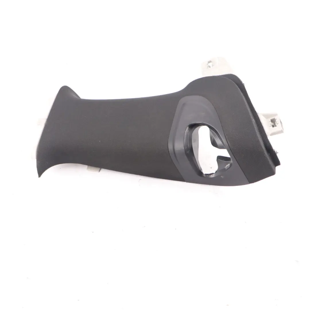 Rivestimento del montante destro per Mercedes C205 B con numero di parte A2056907425 Mercedes C205 B Rivestimento del montante destro - SKU A2056907425 - Numero di parte A2056907425