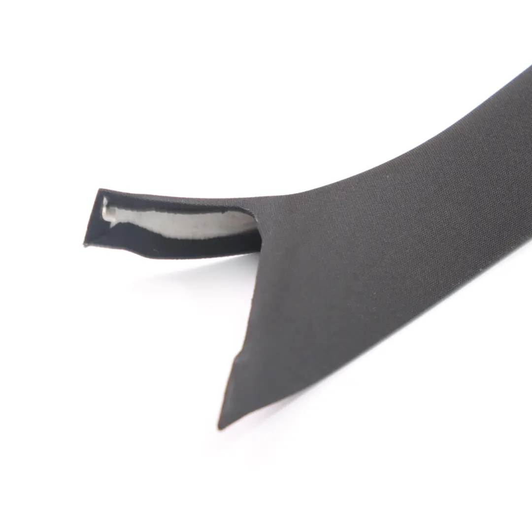Embellecedor Interior Pilar A Superior Izquierdo Negro para Mercedes W205 con número de pieza A2056907504 Mercedes W205 Embellecedor Interior Pilar A Superior Izquierdo Negro - SKU A2056907504 - Número de pieza A2056907504