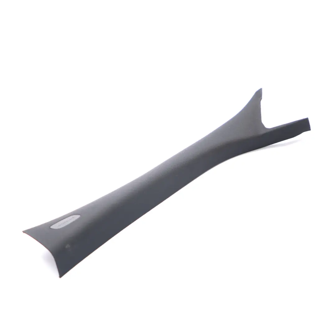 Embellecedor Interior Pilar A Superior Izquierdo Negro para Mercedes W205 con número de pieza A2056907504 Mercedes W205 Embellecedor Interior Pilar A Superior Izquierdo Negro - SKU A2056907504 - Número de pieza A2056907504