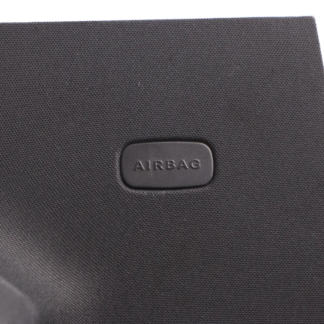 Abdeckung Pilar C Trim Panel hinten links Schwarz für Mercedes W205 mit Teilenummer A2056907704 Mercedes W205 Abdeckung Pilar C Trim Panel hinten links Schwarz - SKU A2056907704 - Teilenummer A2056907704