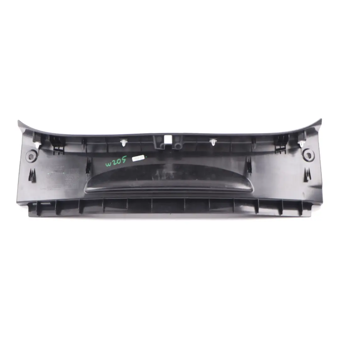 Panneau d'habillage seuil chargement coffre Noir pour Mercedes W205 à propos du numéro de pièce A2056908104 Mercedes W205 Panneau d'habillage seuil chargement coffre Noir - SKU A2056908104 - Numéro de pièce A2056908104