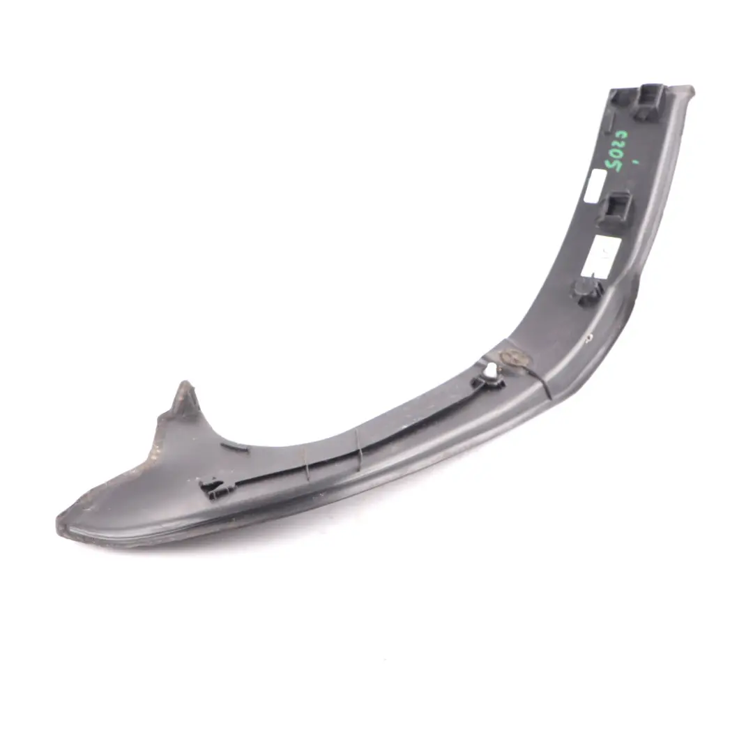 Goteo agua Mercedes C205 Coupé Panelmaletero Tapa derecha Negro para con número de pieza A2056908605 Goteo agua Mercedes C205 Coupé Panelmaletero Tapa derecha Negro - SKU A2056908605 - Número de pieza A2056908605