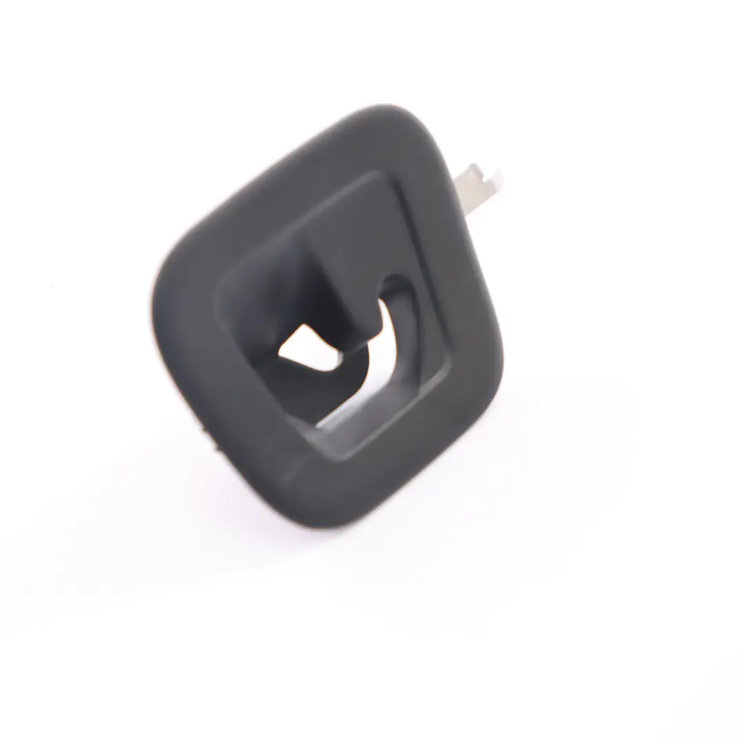 Estante para Paquetes Rodillo Soporte Embellecedor derecha para Mercedes W205 con número de pieza A2056916200 Mercedes W205 Estante para Paquetes Rodillo Soporte Embellecedor derecha - SKU A2056916200 - Número de pieza A2056916200