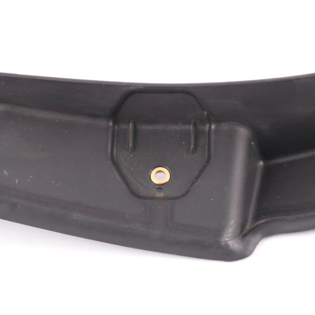 Trim Mercedes S205 Baule Bagagliaio Sinistro Luce Trim per con numero di parte A2056901341 Trim Mercedes S205 Baule Bagagliaio Sinistro Luce Trim - SKU A2056930533 - Numero di parte A2056901341