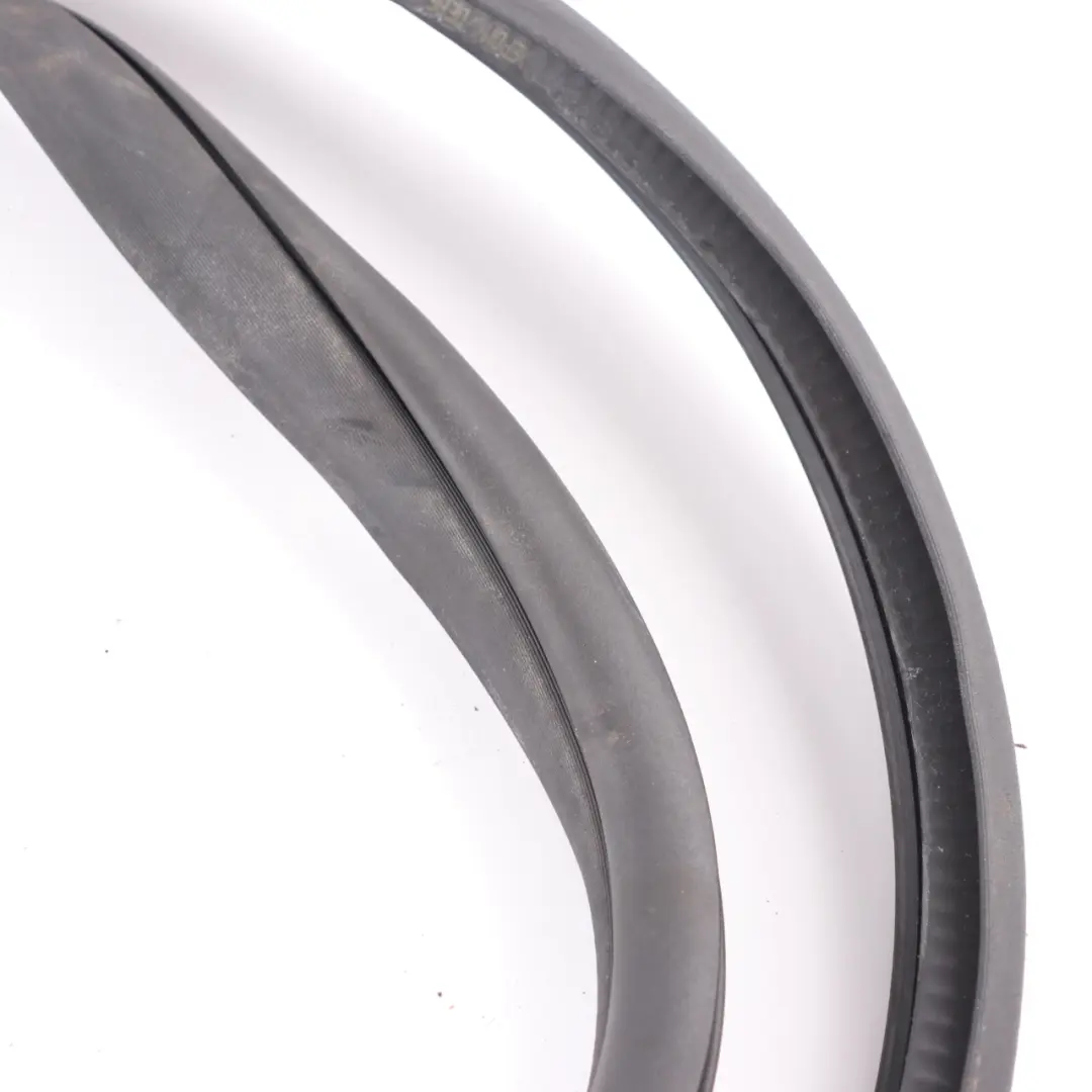 Mercedes W205 Guarnizione bordo porta posteriore sinistra destra - SKU A2056970151 - Numero di parte A2056970151