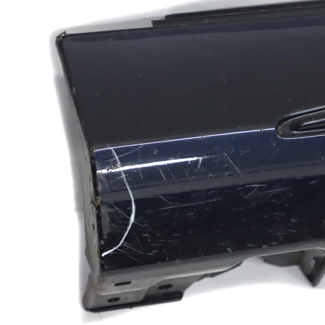 Minigonna laterale destra copri soglia porta Cavansite Blue - 890 per Mercedes W205 con numero di parte A2056981454 Mercedes W205 Minigonna laterale destra copri soglia porta Cavansite Blue - 890 - SKU A2056981454-CVB - Numero di parte A2056981454