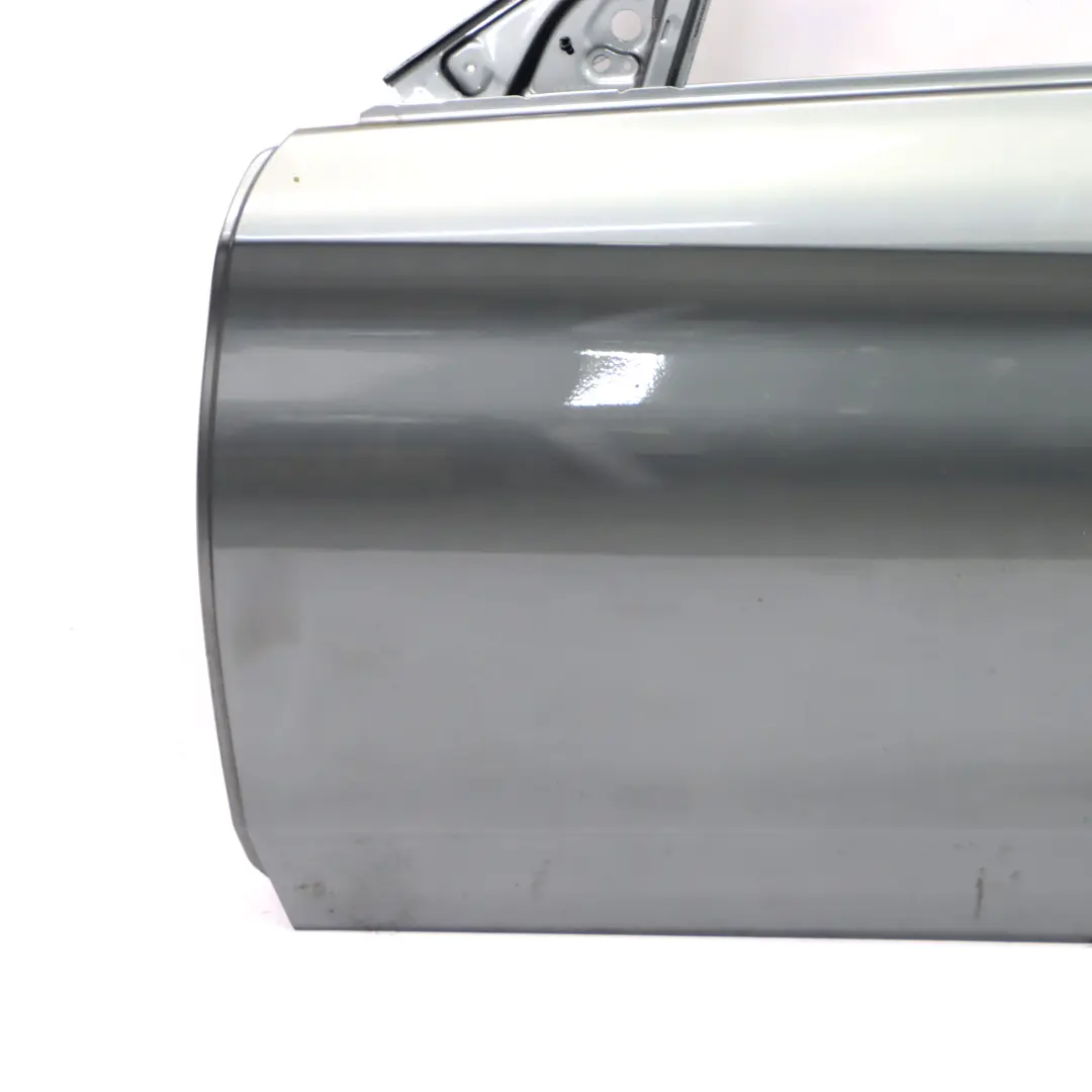 Mercedes W205 Porte Avant Gauche Gris Sélénite Métallisé - 992 - SKU A2057200105-SEL1 - Numéro de pièce A2057200105