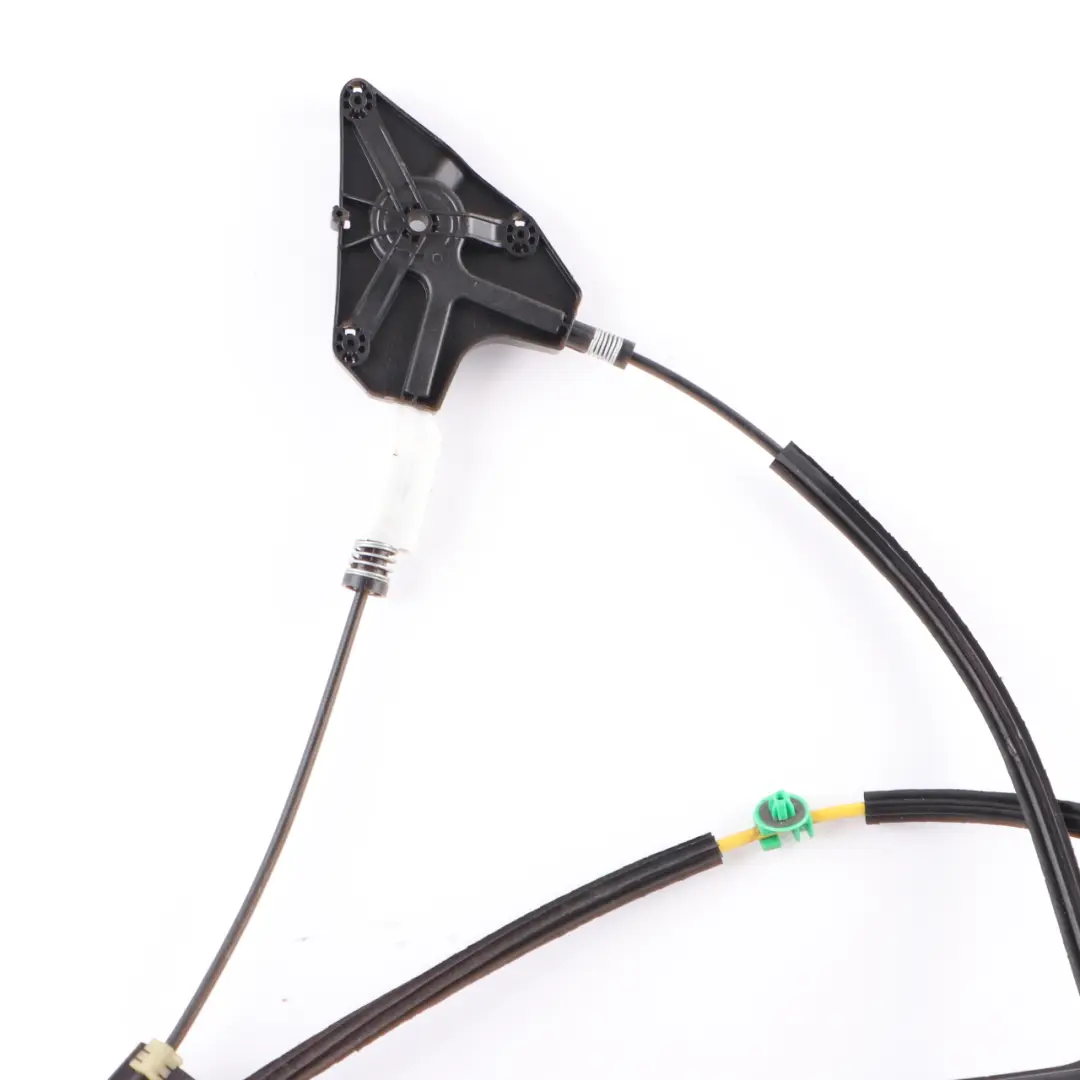 Alzacristalli Mercedes C205 Finestrino anteriore sinistro Meccanismo per con numero di parte A2057200446 Alzacristalli Mercedes C205 Finestrino anteriore sinistro Meccanismo - SKU A2057200346 - Numero di parte A2057200446