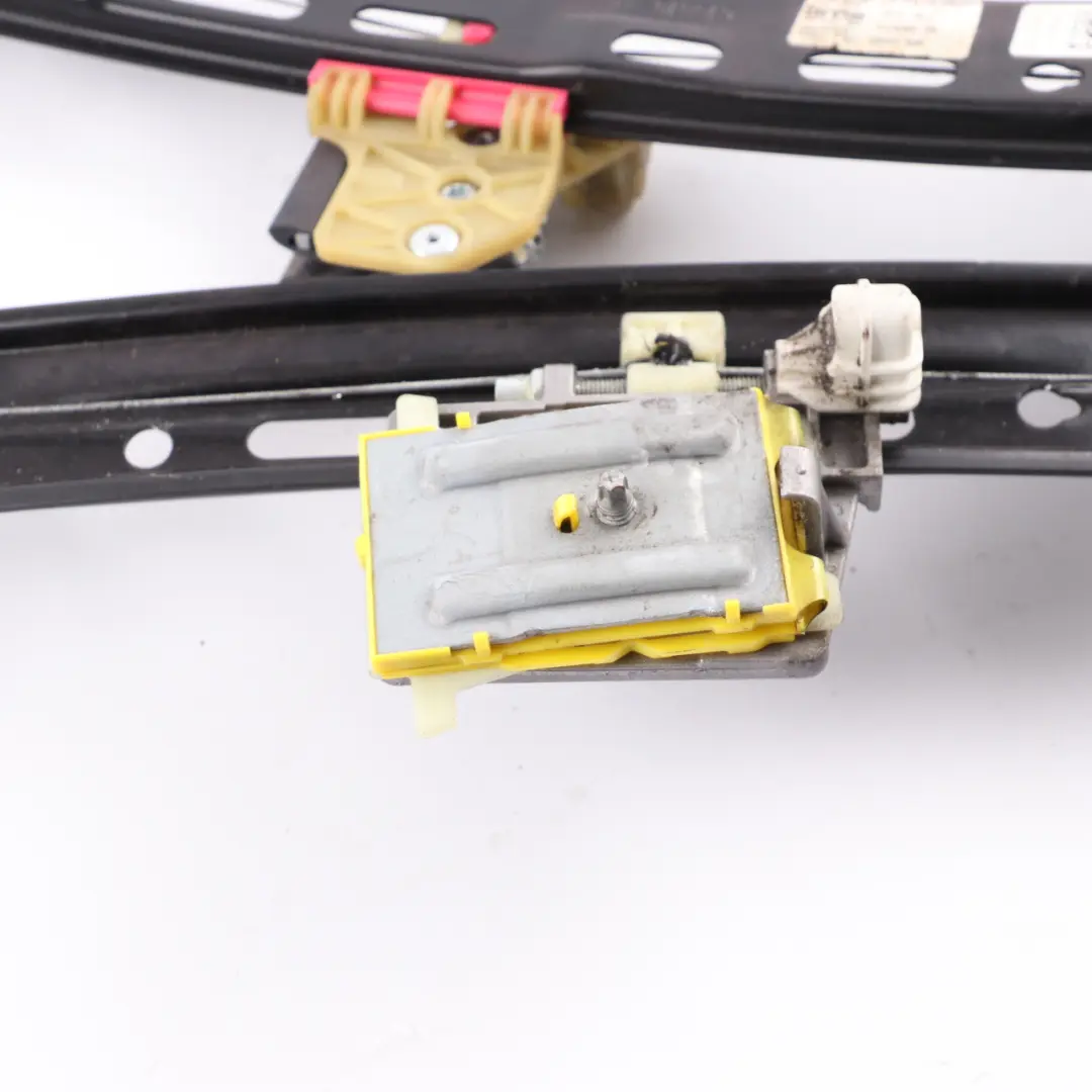 Mercedes C205 Alzacristalli Anteriore Destro Meccanismo - SKU A2057200446 - Numero di parte A2057200446
