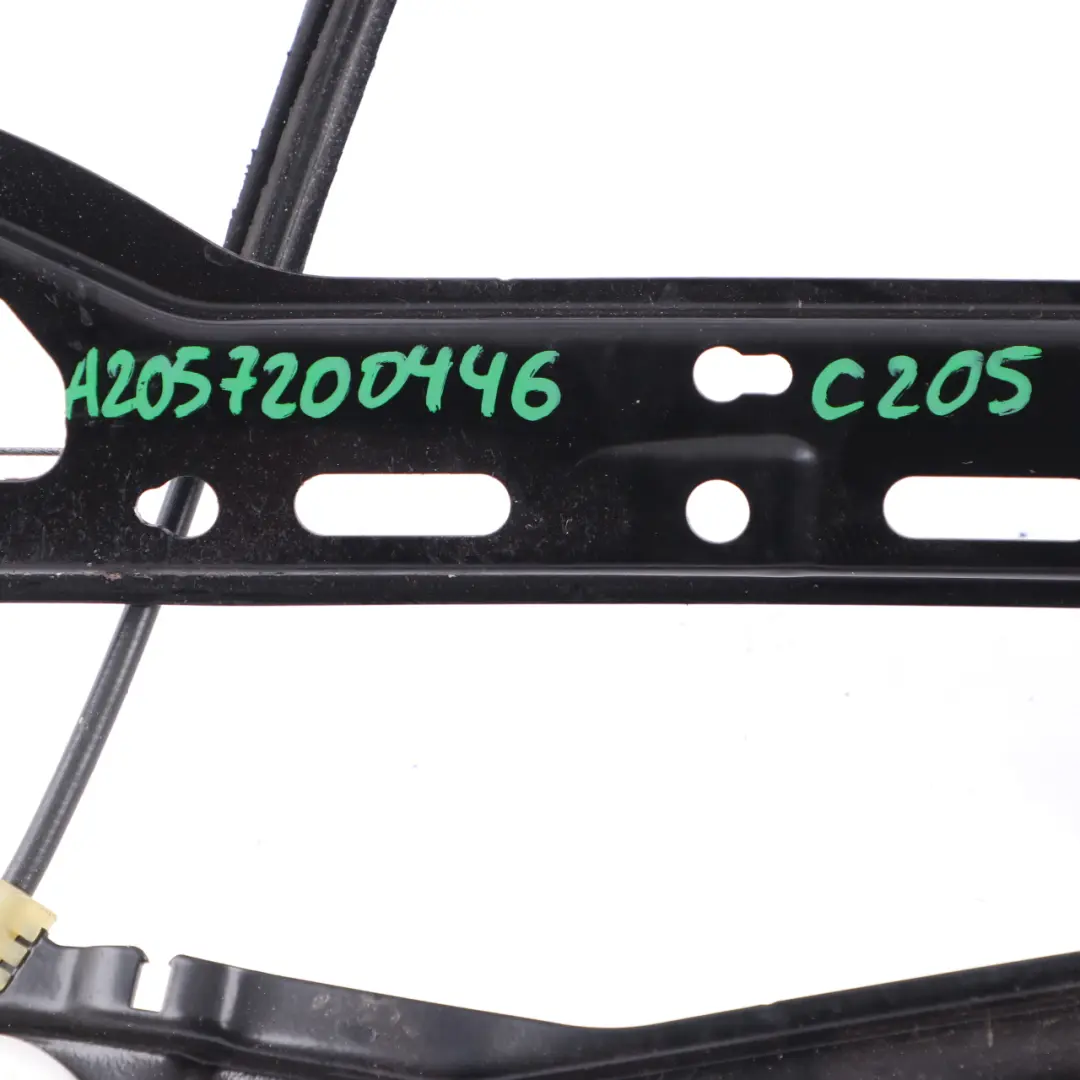 Fensterheber Vorne Rechts Mechanismus für Mercedes C205 mit Teilenummer A2057200446 Mercedes C205 Fensterheber Vorne Rechts Mechanismus - SKU A2057200446 - Teilenummer A2057200446