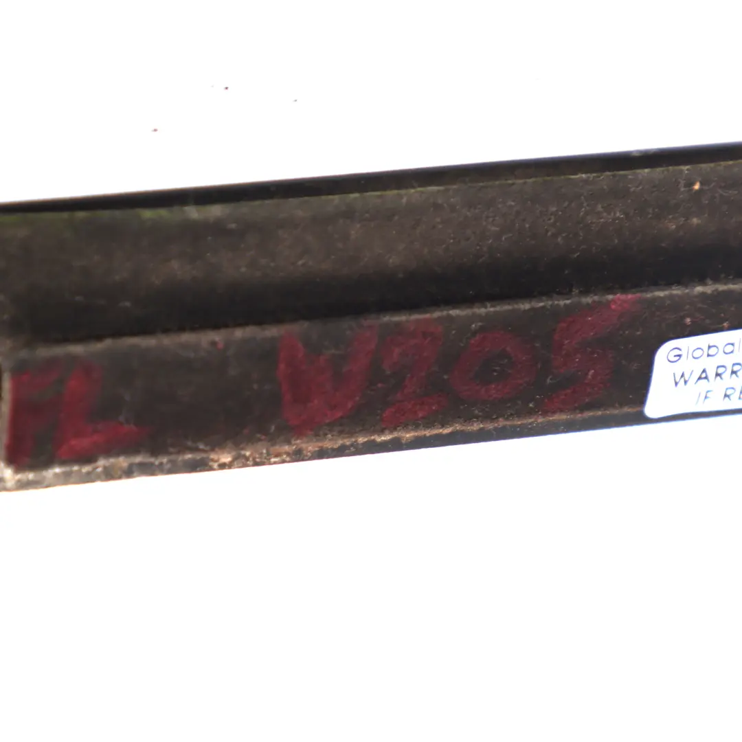 Mercedes W205 Guarnizione anteriore sinistro Striscia argento - SKU A2057201924-1 - Numero di parte A2057201924