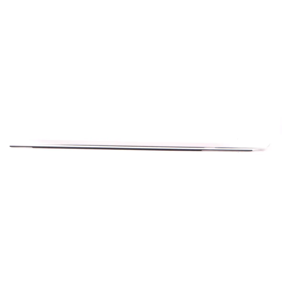 Mercedes W205 Guarnizione parabrezza anteriore sinistro Striscia rivestimento - SKU A2057201924 - Numero di parte A2057201924