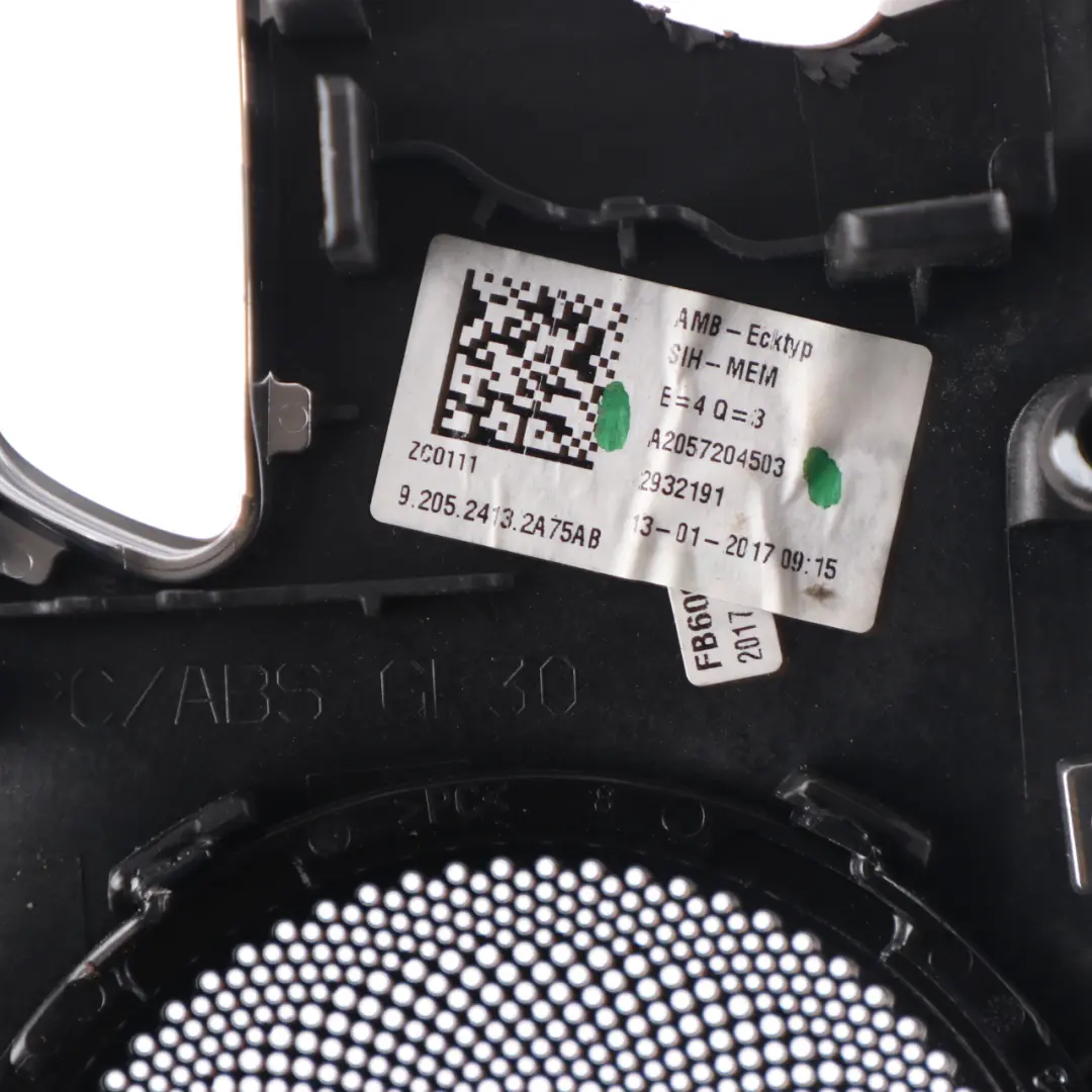 Mercedes C205 Boczek Drzwi Przedni Lewy Dekor Aluminium - SKU A2057204503 - Numer Części A2057204503