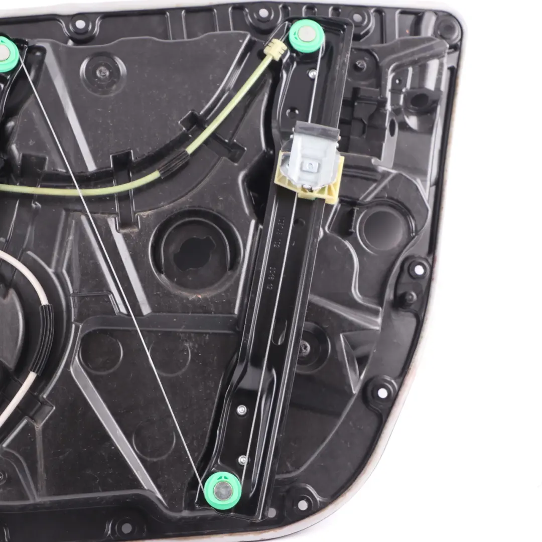 Mercedes W205 Elevalunas Mecanismo Puerta Delantera Izquierda - SKU A2057204923 - Número de pieza A2057204923