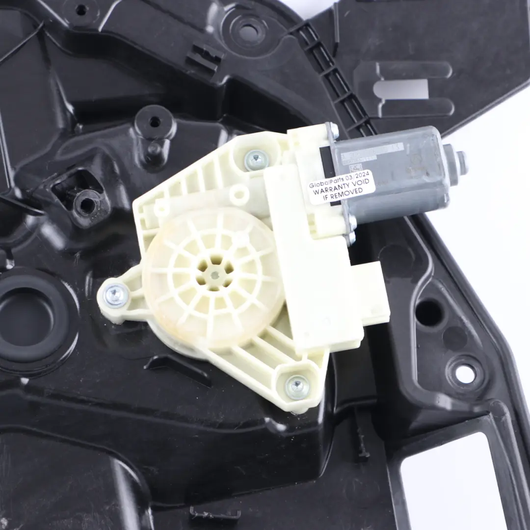 Elevalunas Mecanismo Puerta Delantera Izquierda para Mercedes W205 con número de pieza A2057204923 Mercedes W205 Elevalunas Mecanismo Puerta Delantera Izquierda - SKU A2057204923 - Número de pieza A2057204923