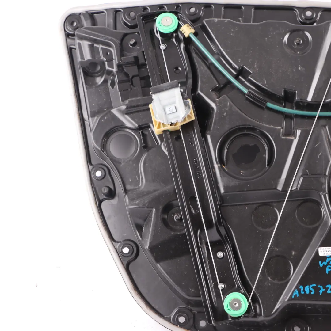 Mechanizm Podnośnik Szyby Drzwi Prawy Przód do Mercedes W205 o numerze A2057205023 Mercedes W205 Mechanizm Podnośnik Szyby Drzwi Prawy Przód - SKU A2057205023 - Numer Części A2057205023