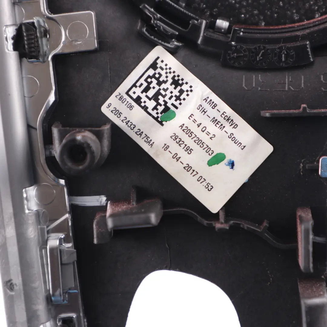 Haut-parleur Couverture Porte Carte Avant Gauche pour Mercedes C205 à propos du numéro de pièce A2057205703 Mercedes C205 Haut-parleur Couverture Porte Carte Avant Gauche - SKU A2057205703 - Numéro de pièce A2057205703