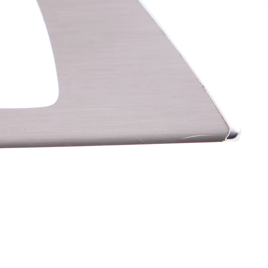 altoparlante Trim Scheda Porta Anteriore Sinistra per Mercedes C205 con numero di parte A2057205703 Mercedes C205 altoparlante Trim Scheda Porta Anteriore Sinistra - SKU A2057205703 - Numero di parte A2057205703