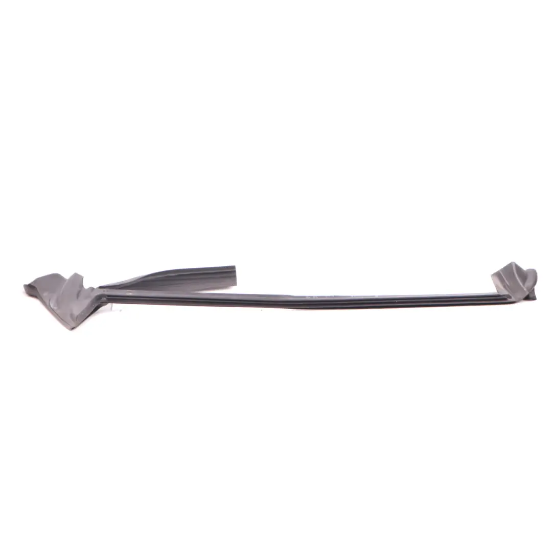 Joint de vitre Mercedes C205 A205 avant gauche porte pour à propos du numéro de pièce A2057206120 Joint de vitre Mercedes C205 A205 avant gauche porte - SKU A2057206120 - Numéro de pièce A2057206120