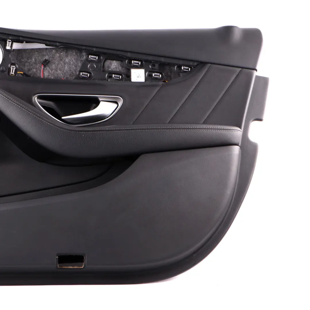 Carte de porte avant Mercedes W205 droite Trim Panel Covering Leather Black pour à propos du numéro de pièce A2057207629 Carte de porte avant Mercedes W205 droite Trim Panel Covering Leather Black - SKU A2057207629 - Numéro de pièce A2057207629
