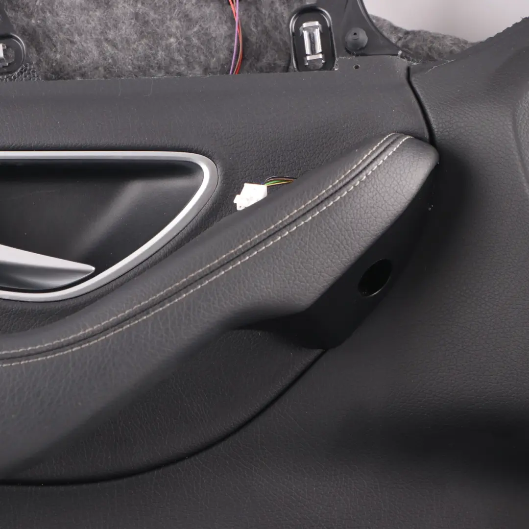  Scheda porta anteriore Mercedes W205 sinistra Rivestimento pannello pelle nero - SKU A2057208129 - Numero di parte A2057208129