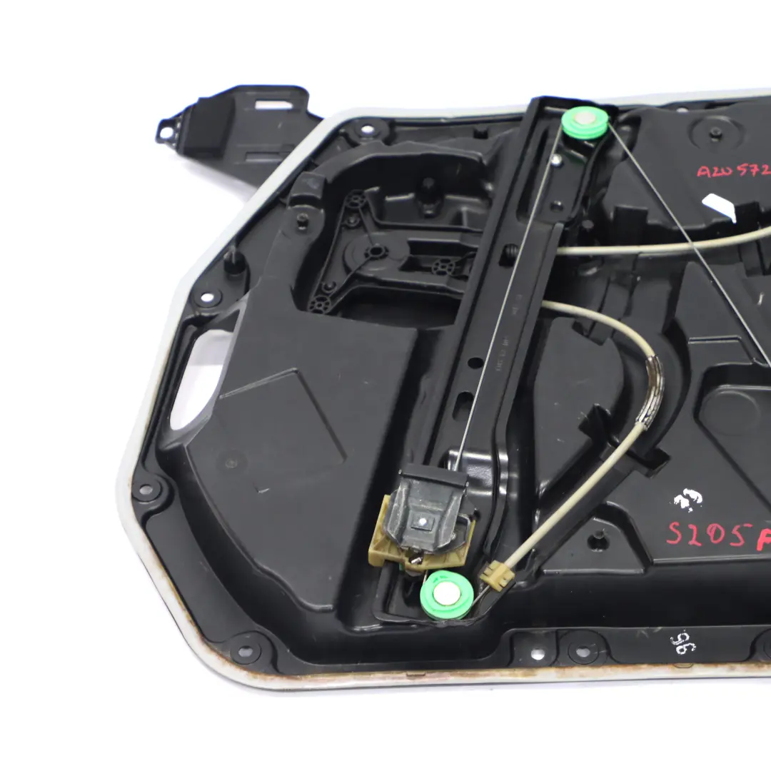 Pannello alzacristalli anteriore sinistro per Mercedes W205 con numero di parte A2057209111 Mercedes W205 Pannello alzacristalli anteriore sinistro - SKU A2057204923-1 - Numero di parte A2057209111