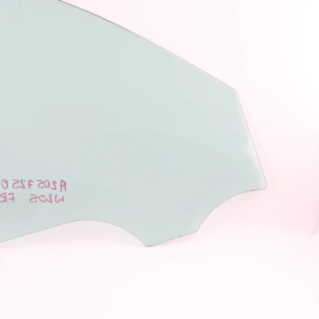 Glace de Porte Avant Droite Green Glazing AS2 pour Mercedes W205 à propos du numéro de pièce A2057250110 Mercedes W205 Glace de Porte Avant Droite Green Glazing AS2 - SKU A2057250110 - Numéro de pièce A2057250110