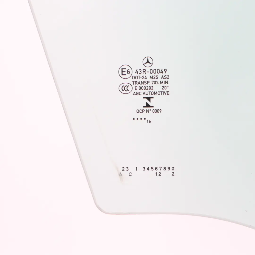 vetro finestra porta anteriore destra verde vetri AS2 per Mercedes W205 con numero di parte A2057250110 Mercedes W205 vetro finestra porta anteriore destra verde vetri AS2 - SKU A2057250110 - Numero di parte A2057250110