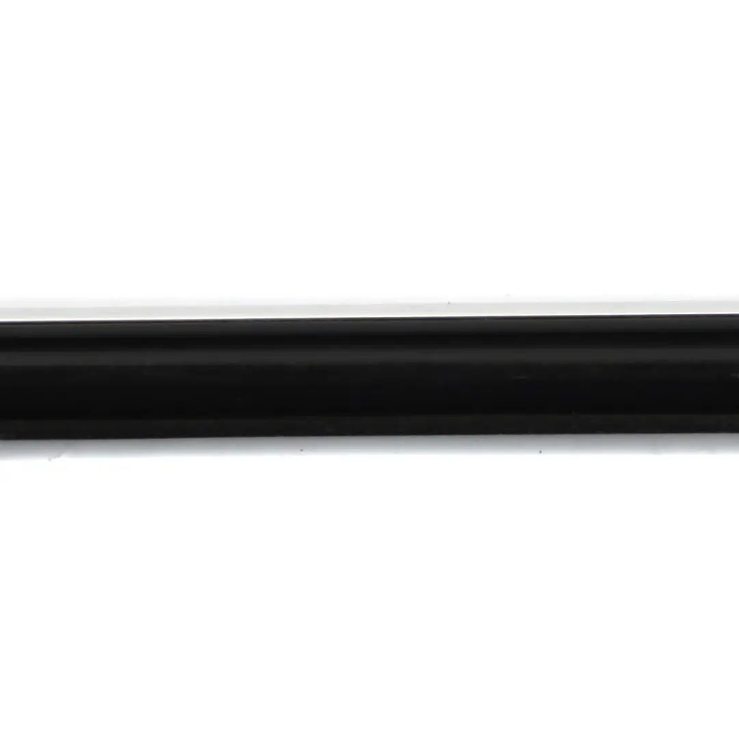 Mercedes C205 Striscia finestrino della porta anteriore destra Alu High Gloss - SKU A2057251465 - Numero di parte A2057251465