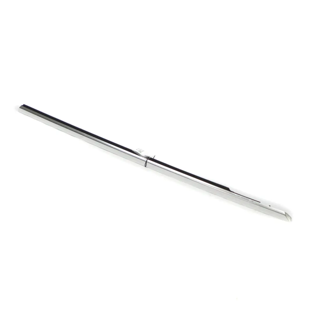 Mercedes C205 Baguette Vitre Porte Avant Droite Aluminium Brillant - SKU A2057251465 - Numéro de pièce A2057251465