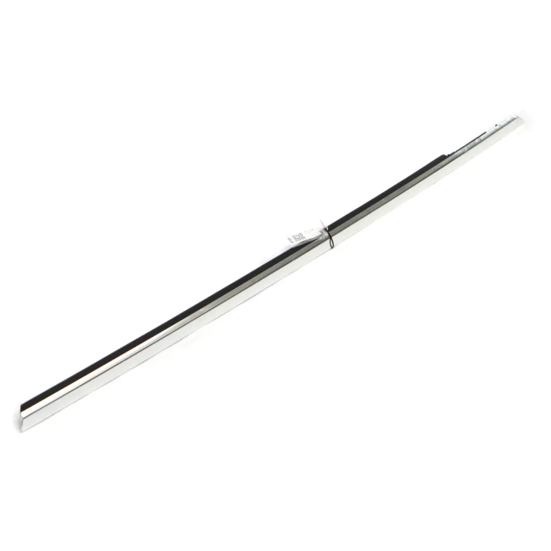 Mercedes C205 Baguette Vitre Porte Avant Droite Aluminium Brillant - SKU A2057251465 - Numéro de pièce A2057251465