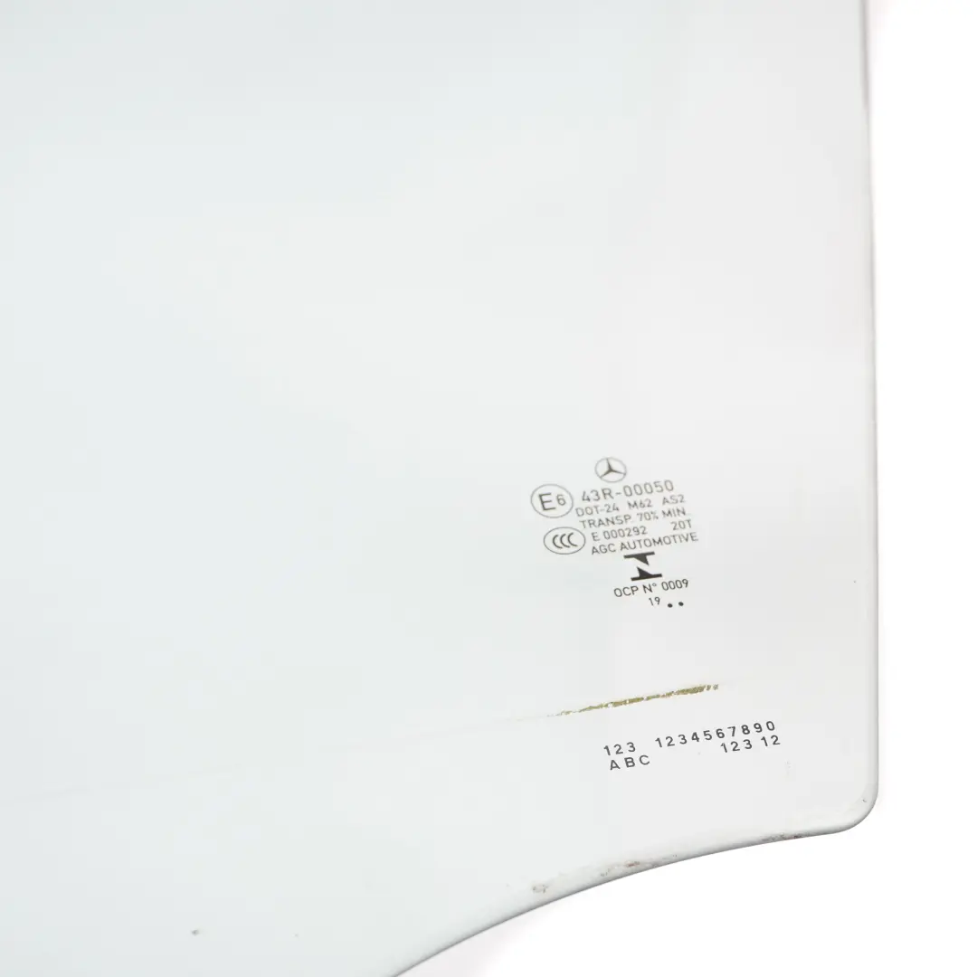 Mercedes W205 Vetro Porta Anteriore Sinistra Vetri AS2 - SKU A2057253700 - Numero di parte A2057253700