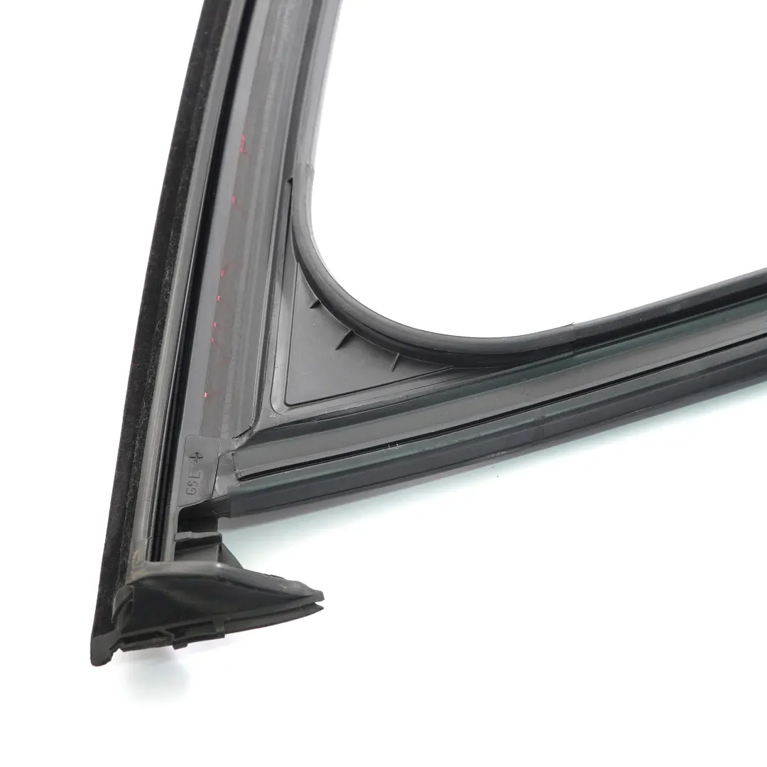 Mercedes W205 Puerta Delantera Marco De Ventana Izquierda Junta De Moldura - SKU A2057254500 - Número de pieza A2057254500