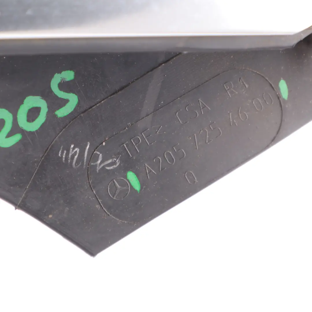 Front Window Frame Door Right O/S Moulding Gasket to Mercedes W205 with Part number A2057254600 Mercedes W205 Front Window Frame Door Right O/S Moulding Gasket - SKU A2057254600 - Part number A2057254600