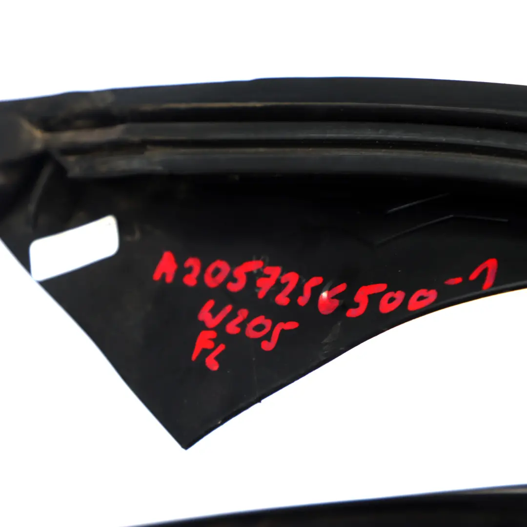 Joint cadre vitre porte avant gauche d'étanchéité pour Mercedes W205 à propos du numéro de pièce A2057256500 Mercedes W205 Joint cadre vitre porte avant gauche d'étanchéité - SKU A2057256500-1 - Numéro de pièce A2057256500