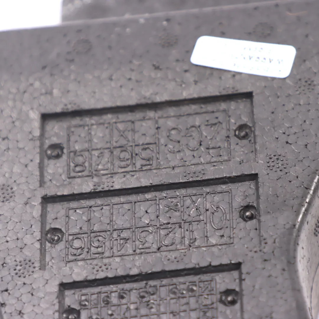 Verstärkung Mercedes S205 Vordertür Links Schaumstoffeinsatz für mit Teilenummer A2057270116 Verstärkung Mercedes S205 Vordertür Links Schaumstoffeinsatz - SKU A2057270116 - Teilenummer A2057270116