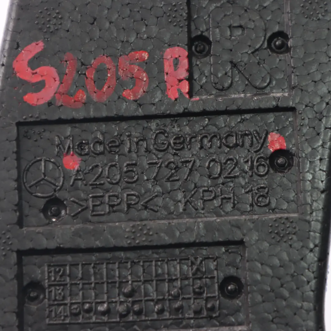 Rinforzo Mercedes S205 Porta anteriore destra Inserto in schiuma per con numero di parte A2057270216 Rinforzo Mercedes S205 Porta anteriore destra Inserto in schiuma - SKU A2057270216 - Numero di parte A2057270216