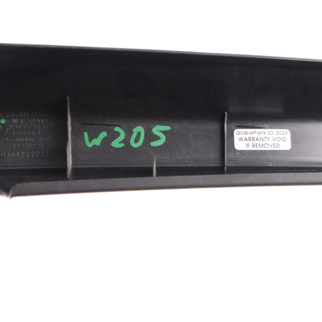 Embellecedor Mercedes W205 Puerta Delantera Derecha Ventana Negro para con número de pieza A2057270271 Embellecedor Mercedes W205 Puerta Delantera Derecha Ventana Negro - SKU A2057270271 - Número de pieza A2057270271
