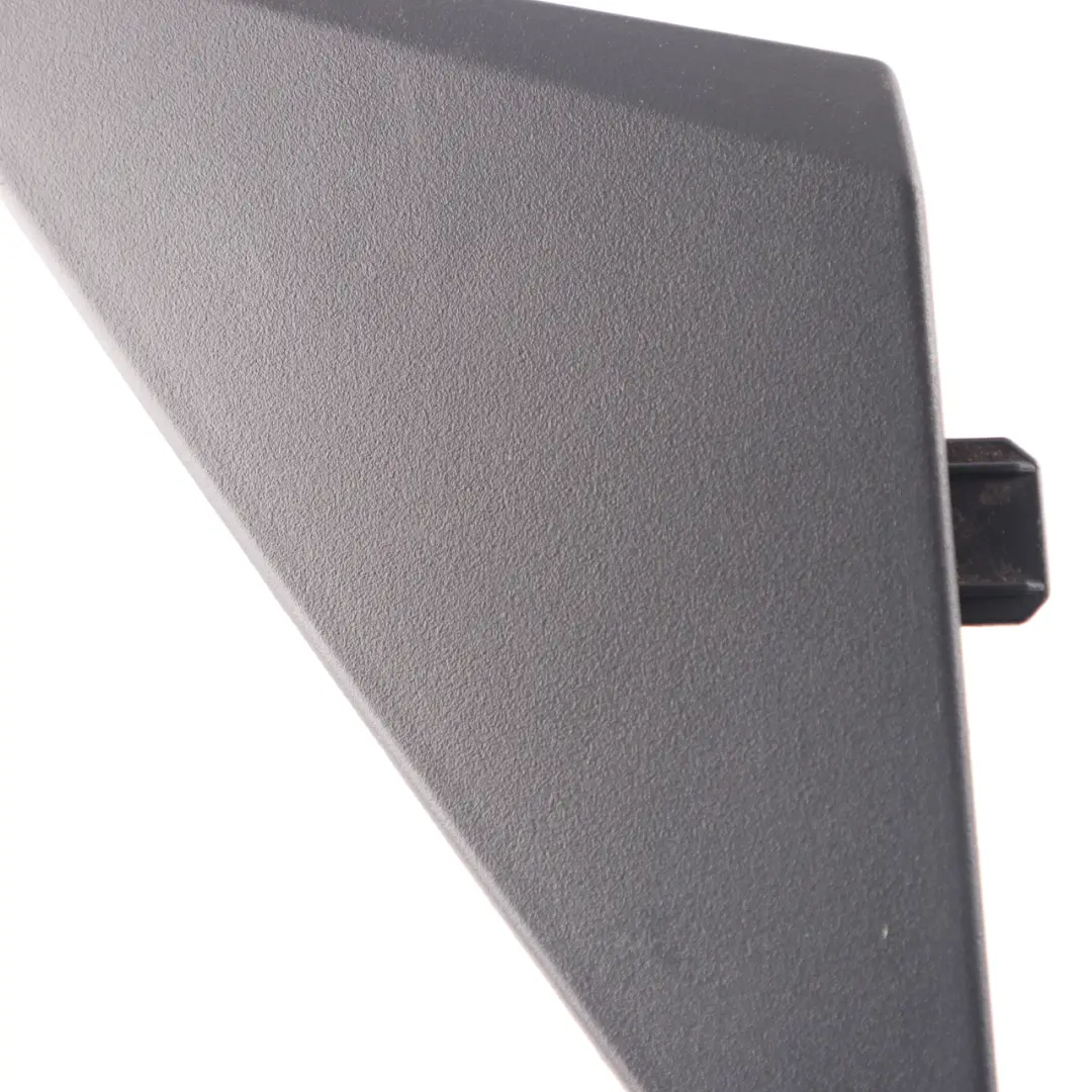 Mercedes W205 Moulure d'angle porte Avant Gauche Cache Bande Noir - SKU A2057270328 - Numéro de pièce A2057270328
