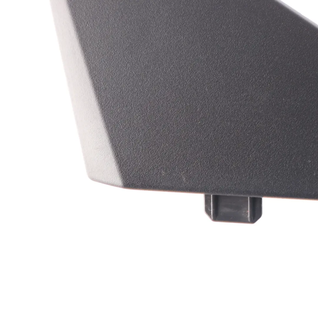 Moulure d'angle porte Avant Droite Cache Bande Noir pour Mercedes W205 à propos du numéro de pièce A2057270428 Mercedes W205 Moulure d'angle porte Avant Droite Cache Bande Noir - SKU A2057270428 - Numéro de pièce A2057270428