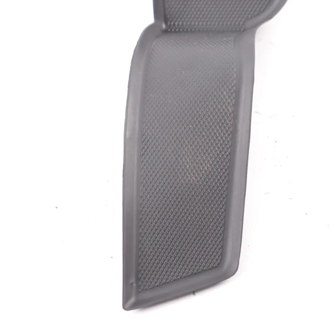 Doublure De Porte Mercedes C205 Carte Pochette Gauche Mat Noir pour à propos du numéro de pièce A2057274300 Doublure De Porte Mercedes C205 Carte Pochette Gauche Mat Noir - SKU A2057274300 - Numéro de pièce A2057274300