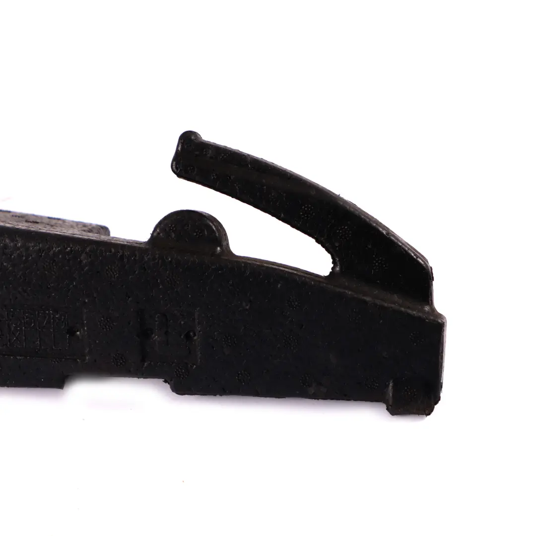 Puerta Delantera Izquierda Refuerzo Inferior para Mercedes W205 con número de pieza A2057277300 Mercedes W205 Puerta Delantera Izquierda Refuerzo Inferior - SKU A2057277300 - Número de pieza A2057277300