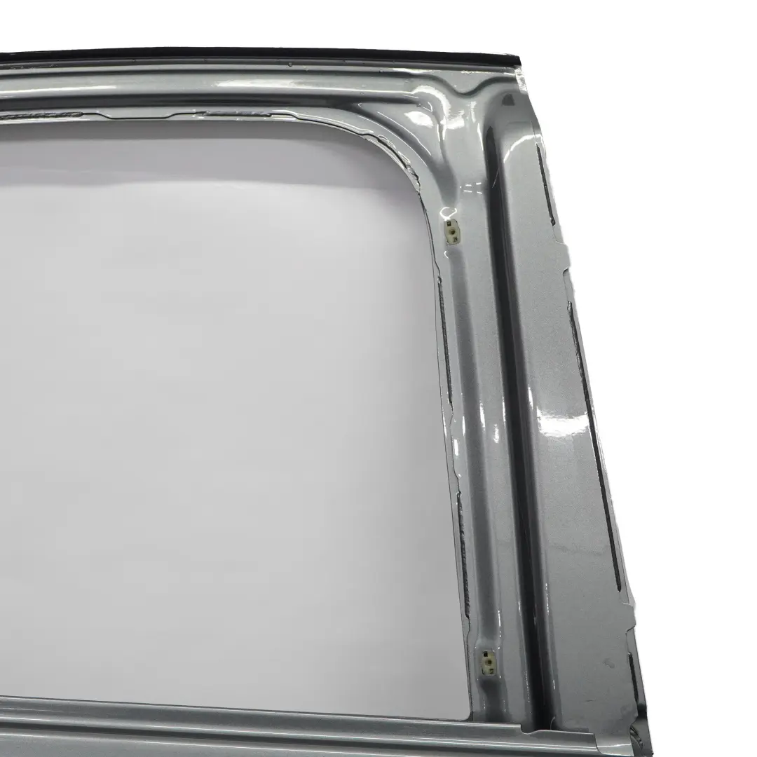 Arrière Droite Gris Sélénite Métallisé - 992 pour Mercedes W205 Porte à propos du numéro de pièce A2057300205 Mercedes W205 Porte Arrière Droite Gris Sélénite Métallisé - 992 - SKU A2057300205-SEL1 - Numéro de pièce A2057300205